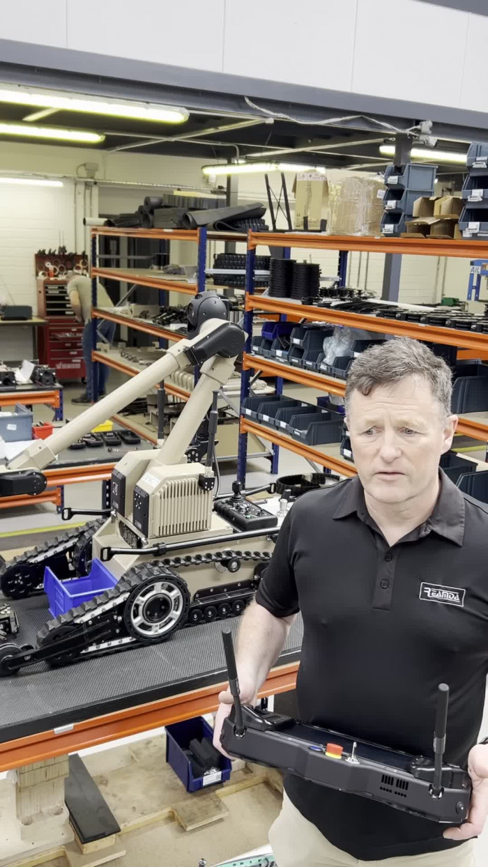 irishexaminer.com - Sarah Horgan - Guns N' Robots: Kerry man builds bomb disposal robots after his explosive beginning